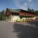 婆洛芙尼克酒店