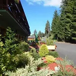 婆洛芙尼克酒店