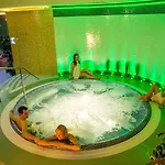 婆洛芙尼克酒店 酒店